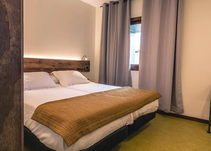 Apartmanhotel Y Estudios Dceres 3*