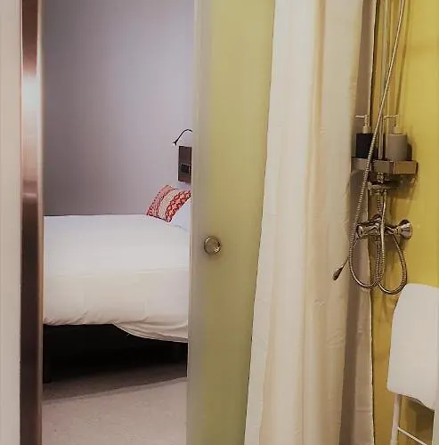 Y Estudios Dceres Apartmanhotel Santa María de Mave